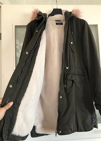 LC Waikiki Mont