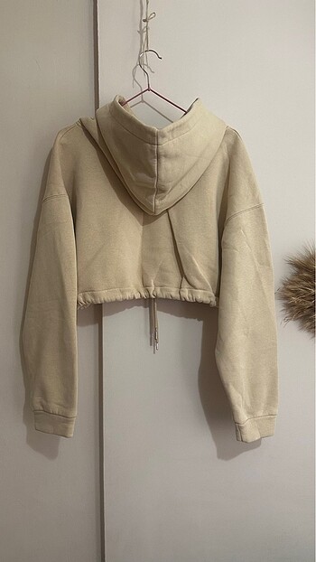 s Beden Asos kapüşonlu crop sweatshirt