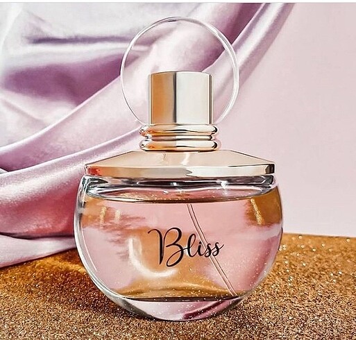Bliss bayan parfümü