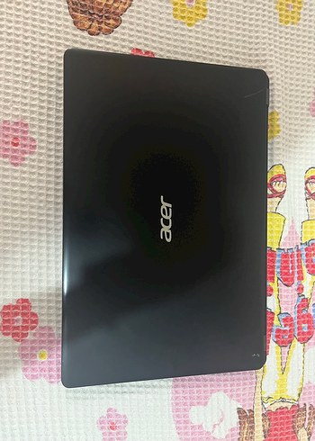 Siyah Acer Laptop