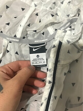 Nike Nike rüzgarlık
