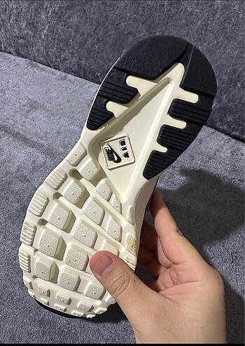 37,5 Beden haki Renk Nike huareche