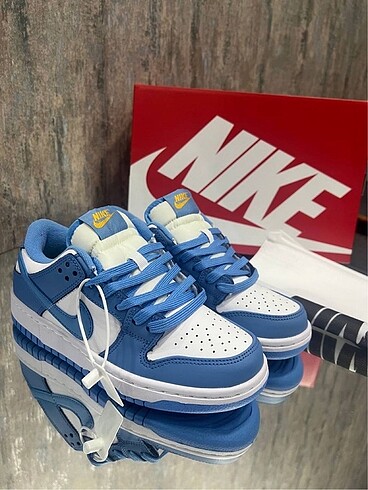 Nike Dunk Low