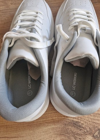 LC Waikiki beyaz ayakkabı - Görsel 5