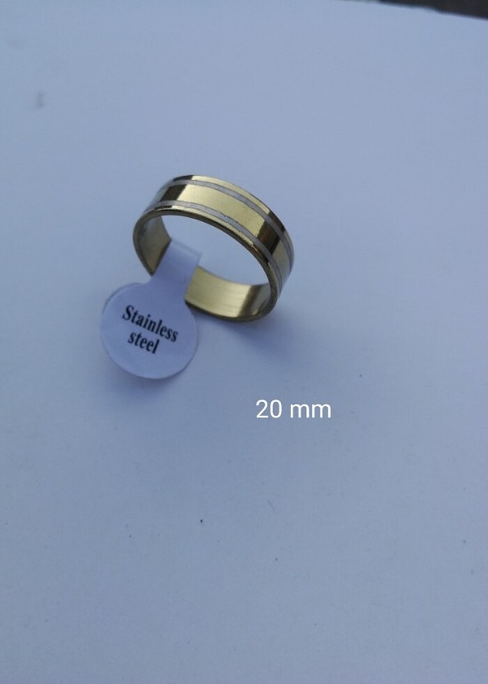 altın renk yüzük çeşitleri - Görsel 2