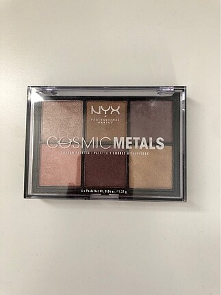  Beden nyx palet far