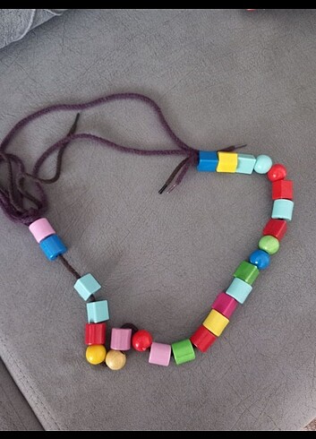 Play-Doh İPE BONCUK. DİZME OYUNU