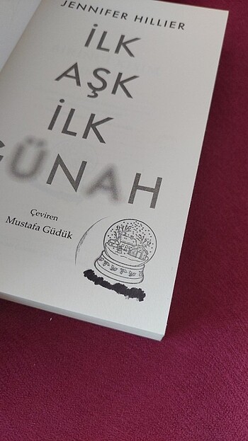  Beden Renk İlk Aşk İlk Günah - Jennifer Hillier