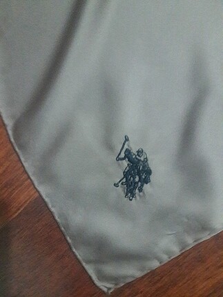 Silver Polo Polo esarp