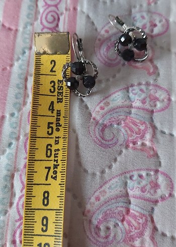 Siyah Mini Gotik Boncuklu Küpe - Görsel 2