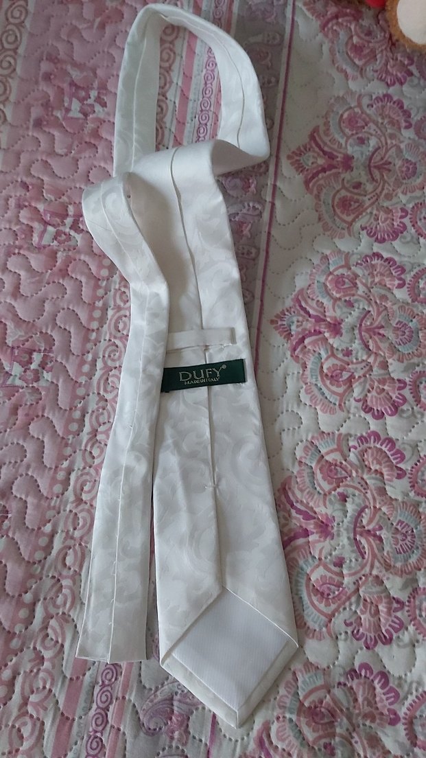 Beyaz Erkek Kravat - Görsel 2