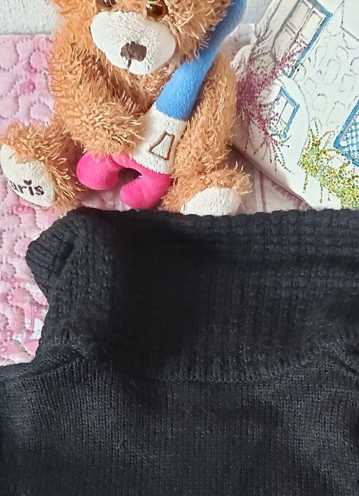 Siyah Boğazlı Triko Kadın Kazak - Görsel 4