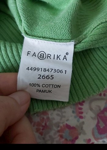 Yeşil Kolsuz Kadın Triko - Görsel 4