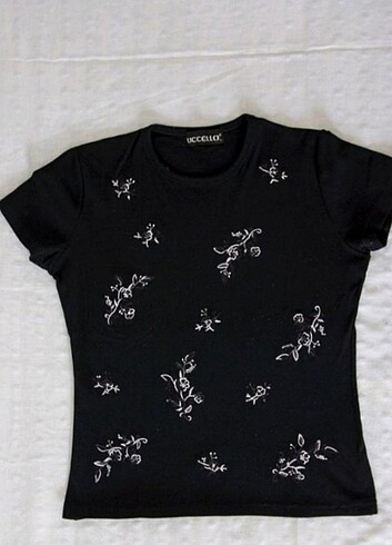 Siyah tshirt 