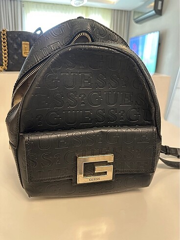 GUESS siyah sırt çantası ORİJİNAL