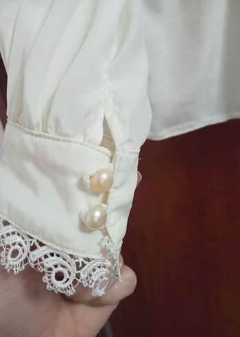 Dantel Detaylı Beyaz Kadın Gömlek - Görsel 2