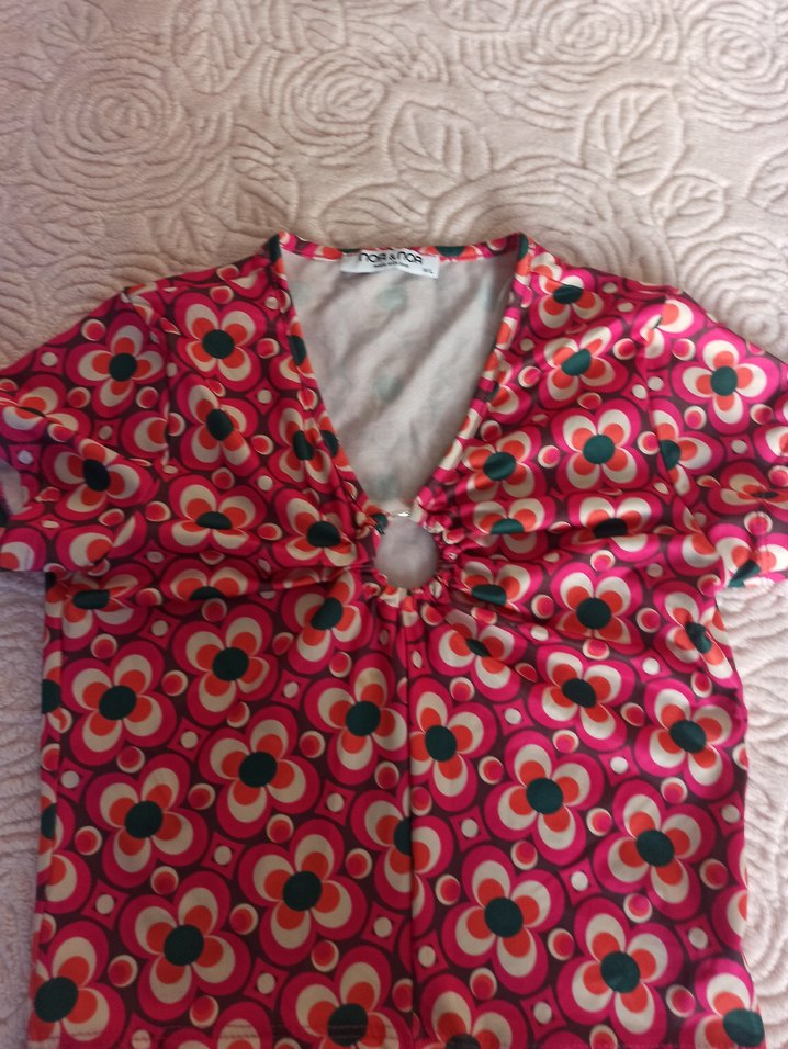 V Yaka, Düğmeli, Baskılı Bohem  krop Bluzu - Görsel 3