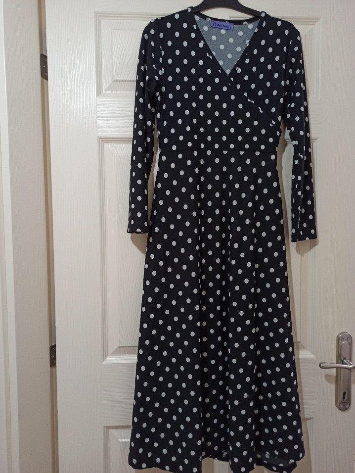 Uzun Kollu Siyah Puantiyeli Elbise - Görsel 5