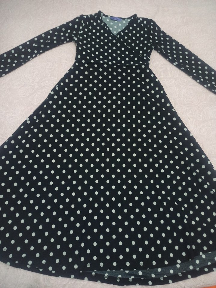 Uzun Kollu Siyah Puantiyeli Elbise - Görsel 3