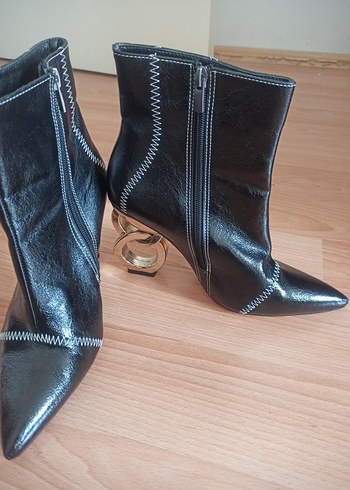 Siyah Deri Stiletto Topuklu Botlar - Görsel 4