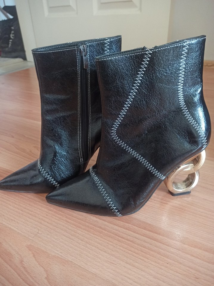 Siyah Deri Stiletto Topuklu Botlar - Görsel 3