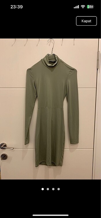 Bershka Elbise
