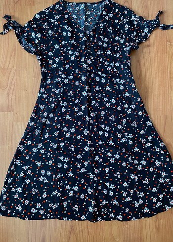 Çiçek Desenli V Yaka Midi Elbise - Görsel 3