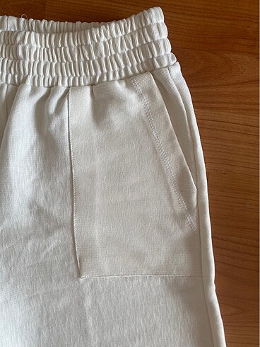 Kalın Kumaş Şort - Görsel 4