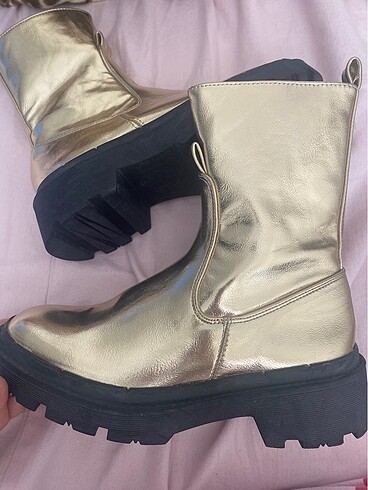 36 Beden Zara bot