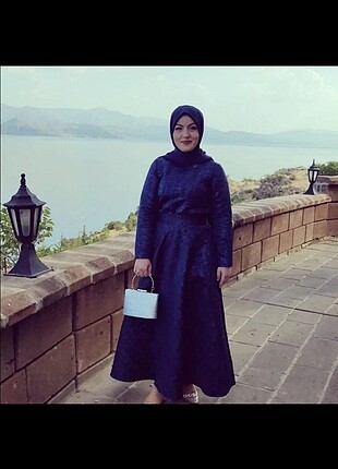 Betül saday mia abiye