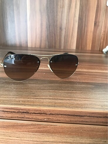 Ray Ban Ray Ban damla model güneş gözlüğü