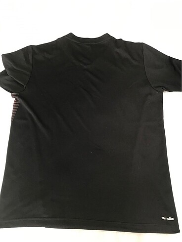 m Beden siyah Renk Orjinal Adidas Tshirt