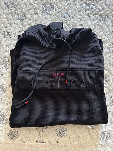 Siyah sweatshirt