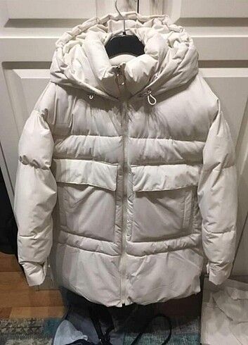 zara mont