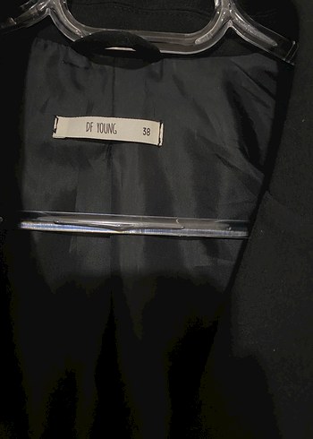 Düğmeli Siyah Crop Blazer - Görsel 3