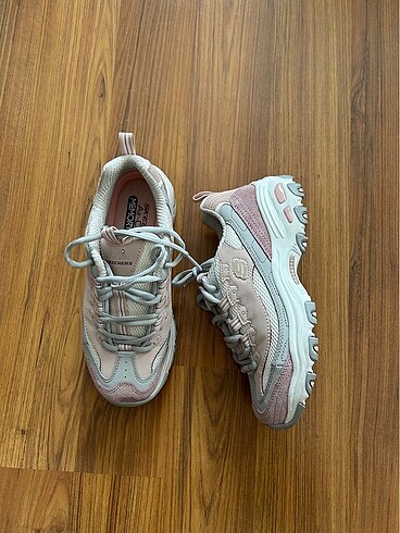 Skechers D?lites