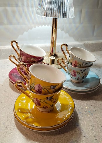 Çiçek Desenli Renkli Porselen Fincan Seti 2 adet fiyatıdır . - Görsel 2