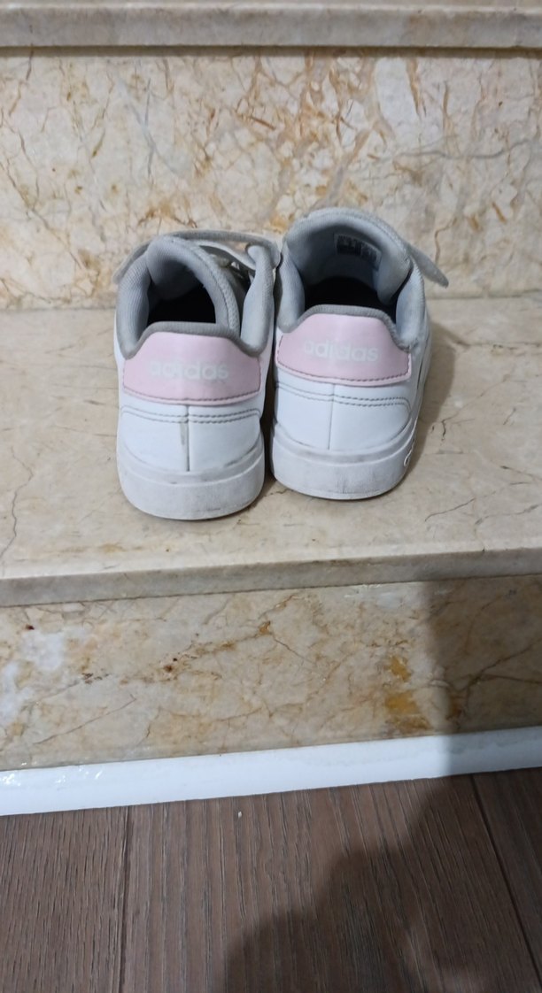 Kız Çocuk Beyaz Spor Ayakkabı Velcro Bantlı - Görsel 3