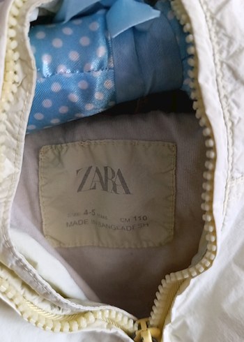 Bej Baskılı Bebek Önlüğü 4-5 Yaş Zara - Görsel 3