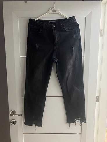 Etiketli mom jean
