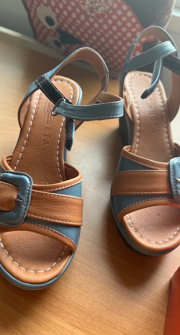 Topuklu ayakkabı - Görsel 3