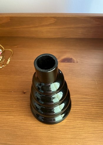 Siyah Parlak Katmanlı Vazo - Görsel 2