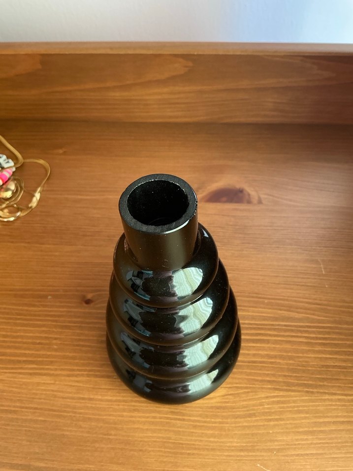 Siyah Parlak Katmanlı Vazo - Görsel 2