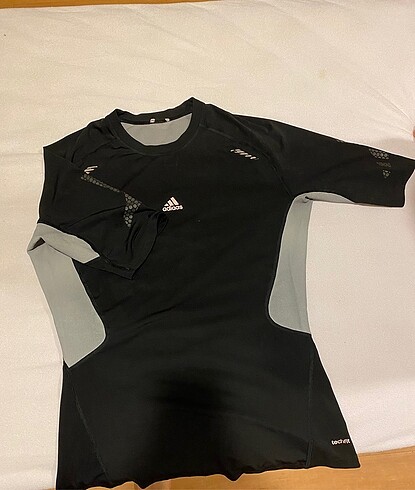 Orjinal Adidas T Shirt