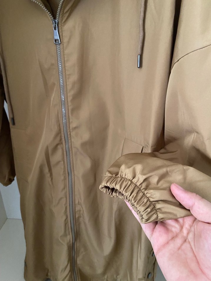 Bej Uzun Kadın Yağmurluk Fermuarlı - Görsel 2