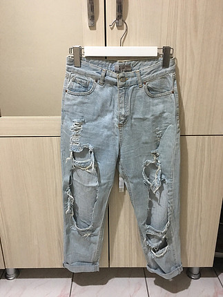 Yırtık jean