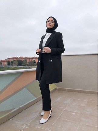 Siyah Uzun Astarlı Ceket
