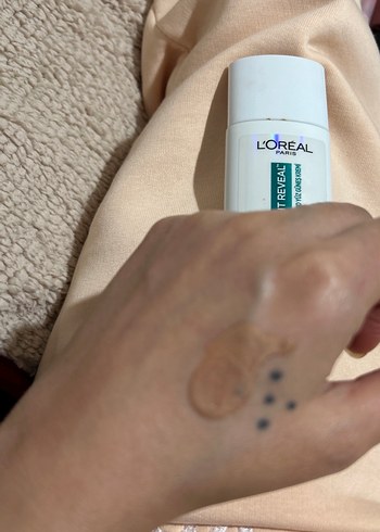 L'Oréal Paris Bright Reveal SPF 50 Güneş Koruyucu - Görsel 3