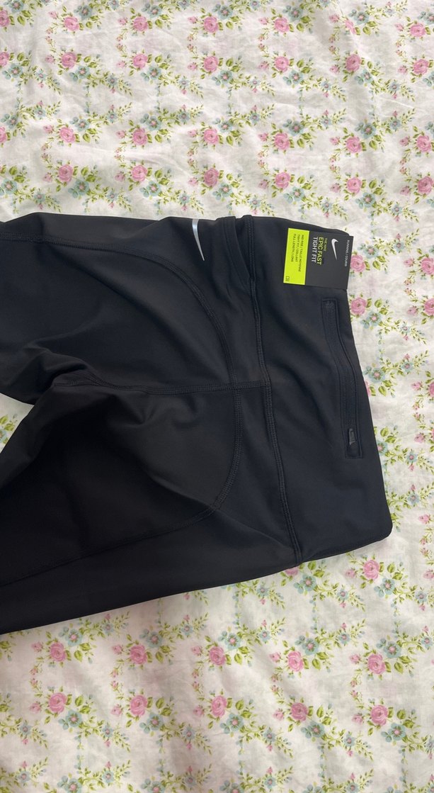 Siyah Elastik Kadın Tayt - Görsel 3