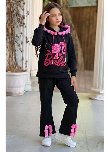 Kız Çocuk Siyah Kapüşonlu Barbie Baskılı Ponponlu Eşofman Takımı - Görsel 3